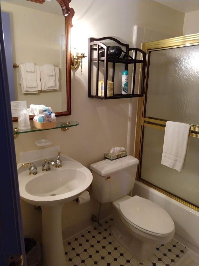 Thomas Bond House Bed And Breakfast 费城 外观 照片