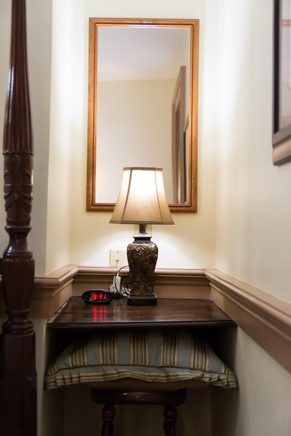 Thomas Bond House Bed And Breakfast 费城 外观 照片